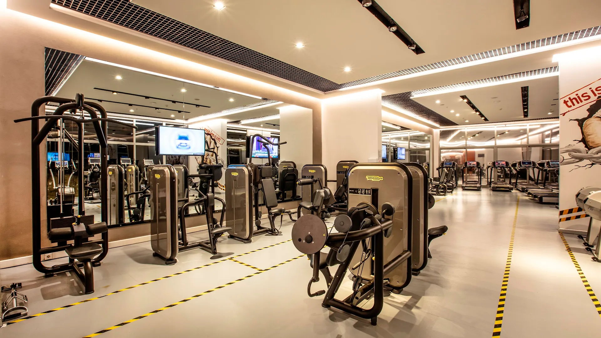 Charisma De Luxe Hotel Kusadasi