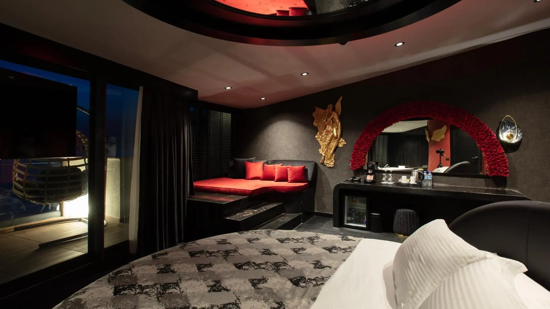 Charisma De Luxe Hotel Kusadasi