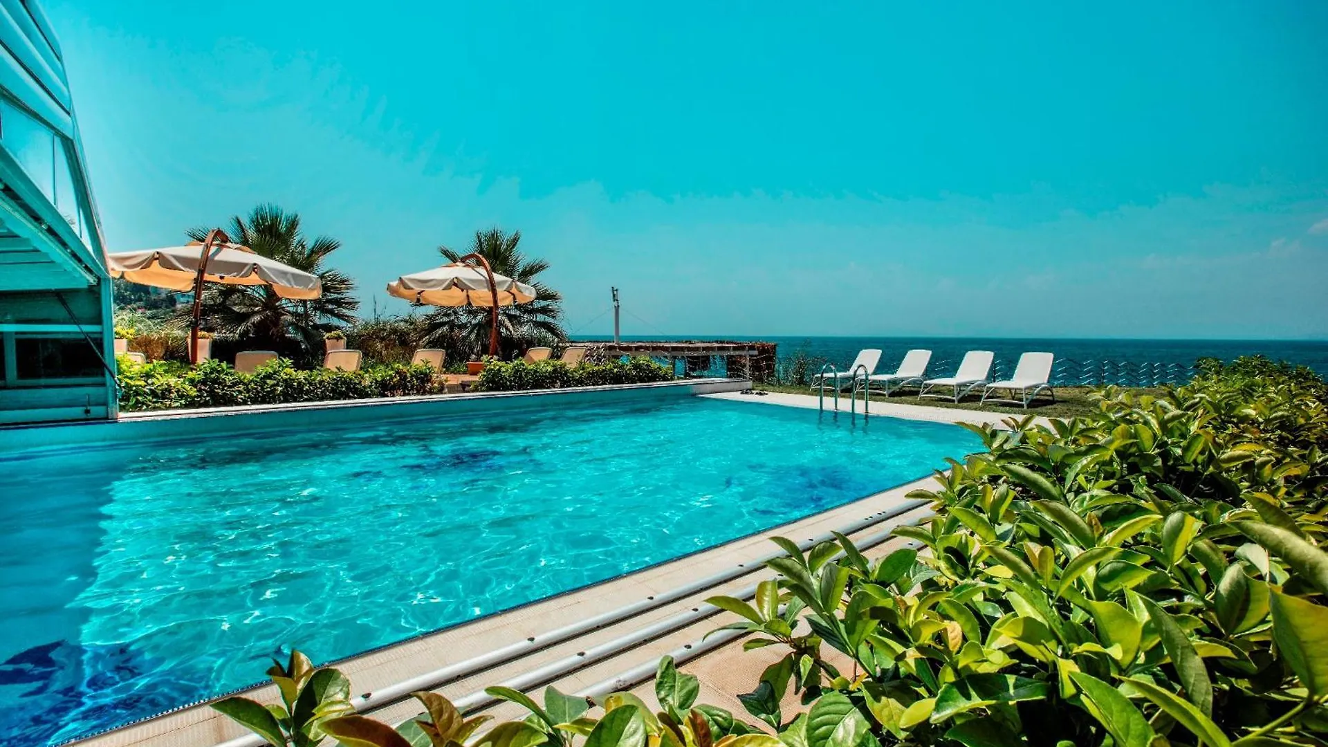 Charisma De Luxe Hotel Kusadasi 5*,