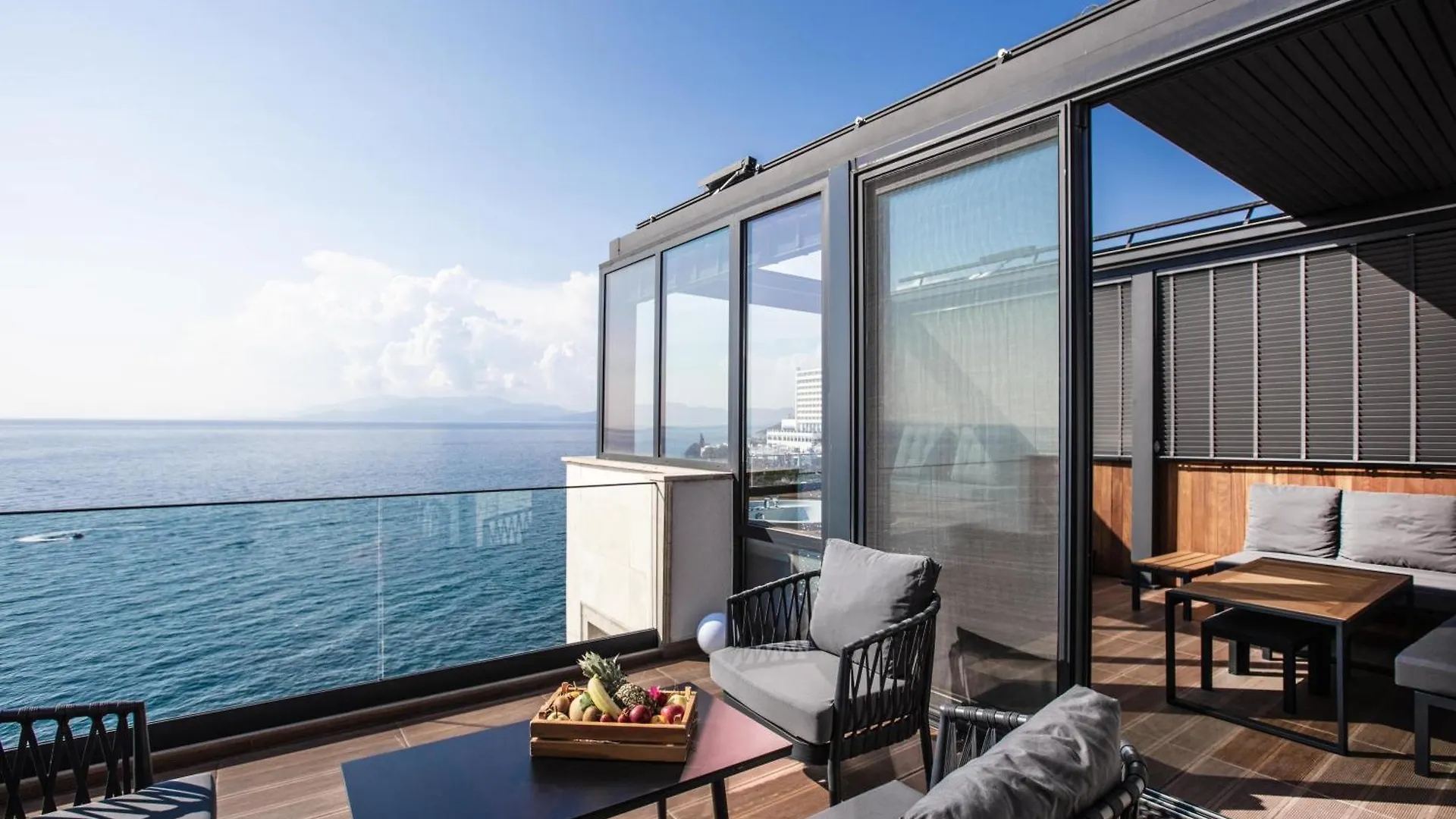 Charisma De Luxe Hotel Kusadasi