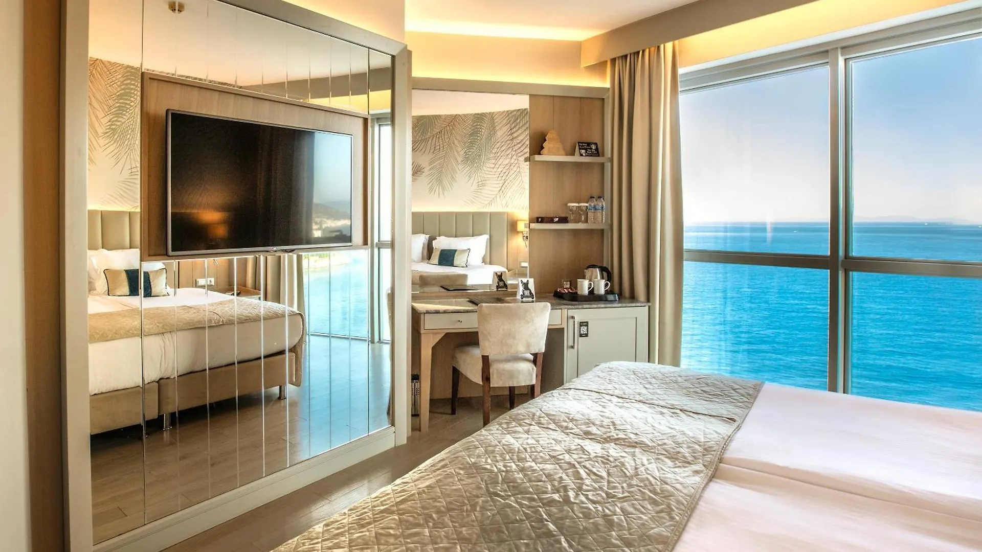 Charisma De Luxe Hotel Kusadasi