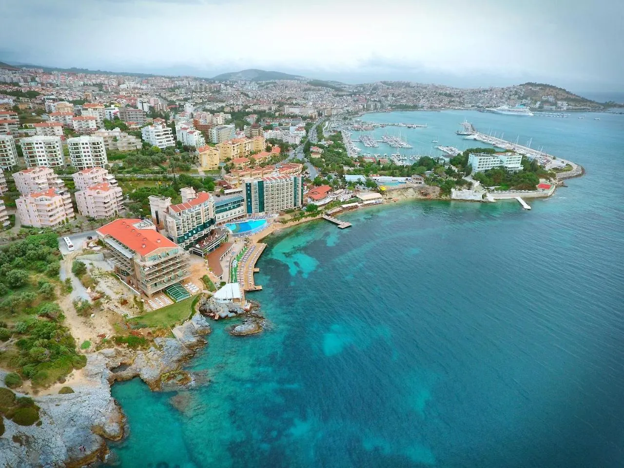 Charisma De Luxe Hotel Kusadasi 5*,